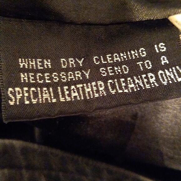 Ms Maxima women's size medium black leather jacket. - Picture 11 of 11